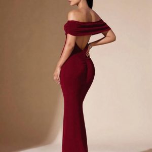 Wine Red Off-Shoulder Maxi Dress – elegant backless gown for women, full-length bodycon party dress, perfect for formal events and evening wear.