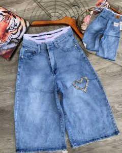 Wide-Leg Light Blue Denim Jeans – Relaxed Fit Casual Pants