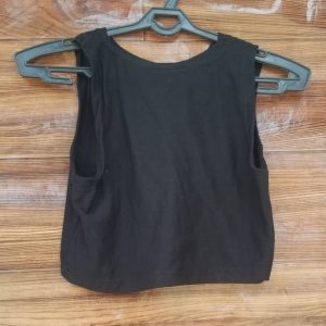 Black Sleeveless Crop Top