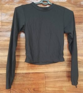 Women’s Long-Sleeve Mock-Neck Crop Top